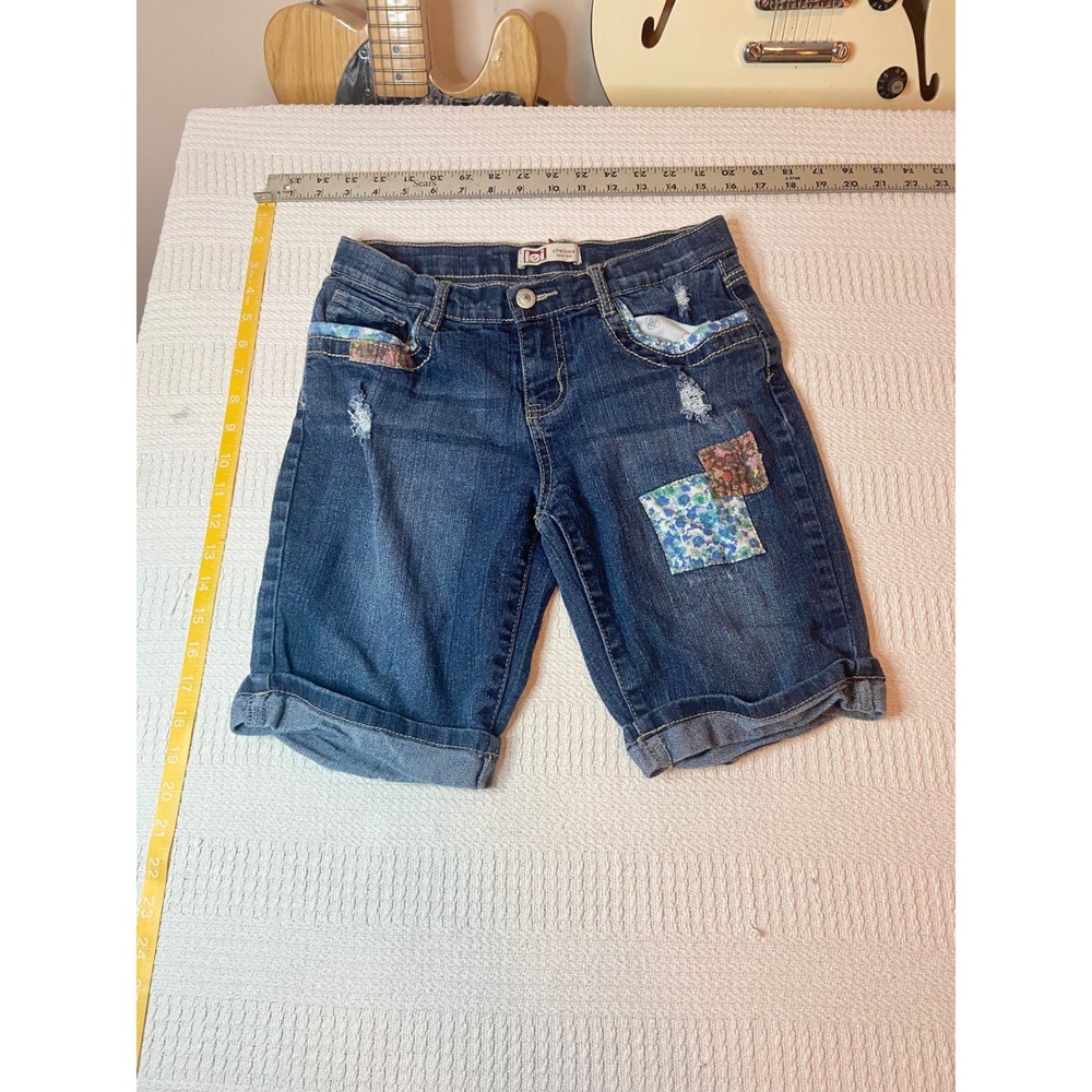Vintage LEI Chelsea Dark Wash Floral Patchwork Denim Bermuda Shorts Cuffed